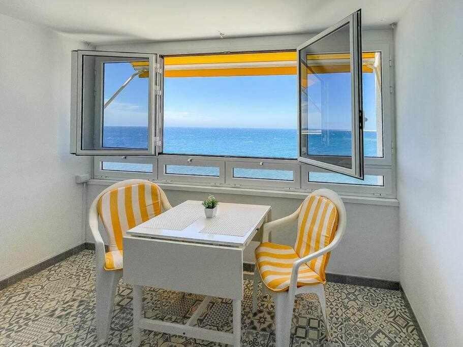 Ocean Front Apartment Маспаломас Экстерьер фото